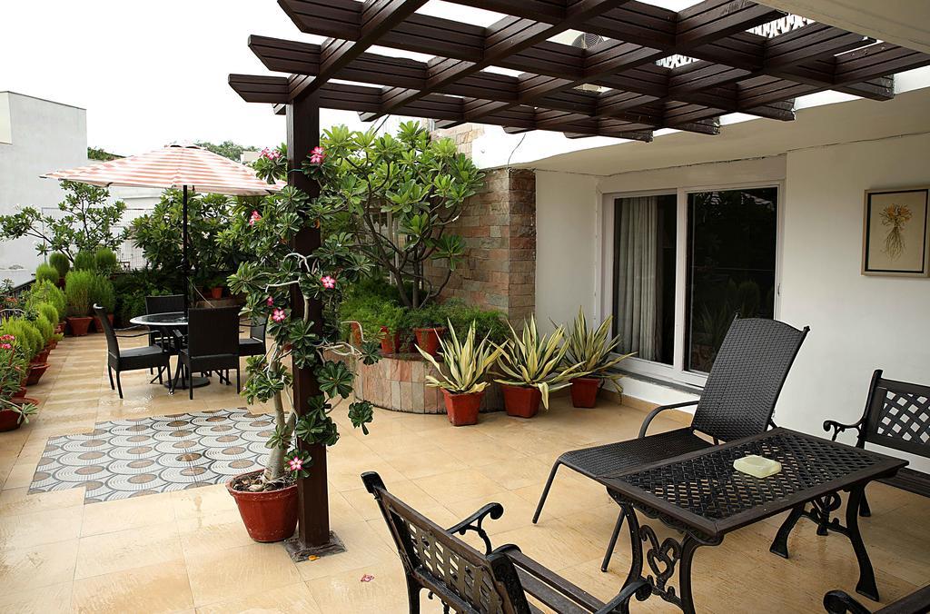 Ahuja Residency Golf Links Hotel New Delhi Exterior foto