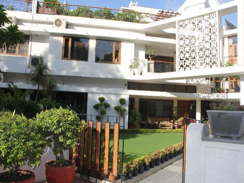 Ahuja Residency Golf Links Hotel New Delhi Exterior foto